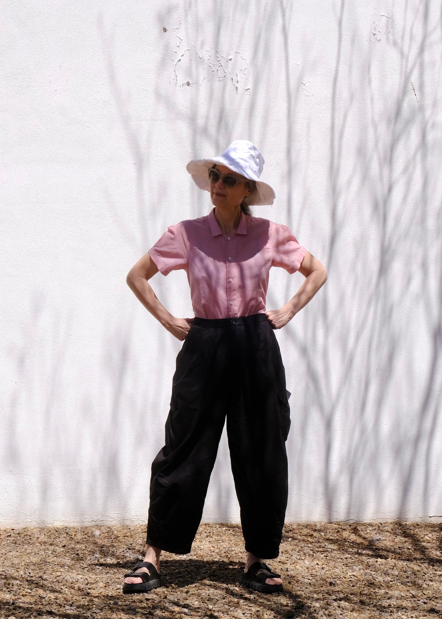 Rose Quartz Pleat Sleeve Blouse with Black Poplin Field Cargo and White Duck Sunhat