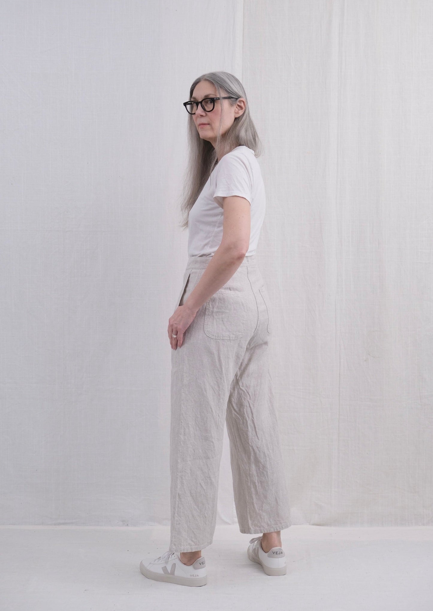 Sailor Pant Natural Linen on model back view