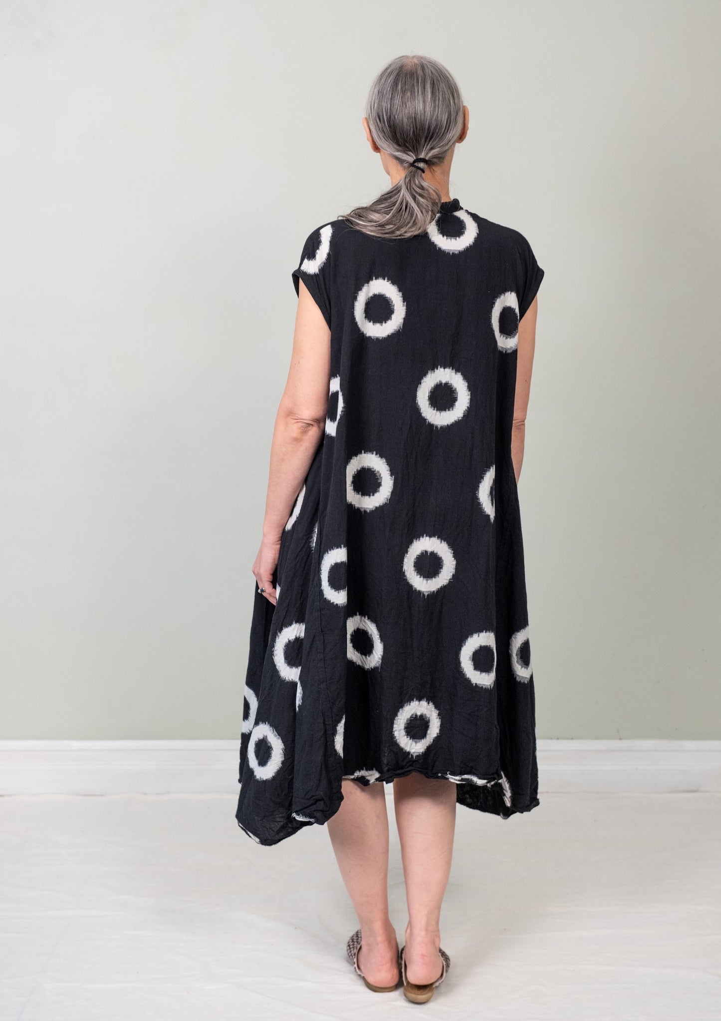 BACK VIEW BLACK OLIVE IKAT RING SLEEVELESS DERVISH DRESS